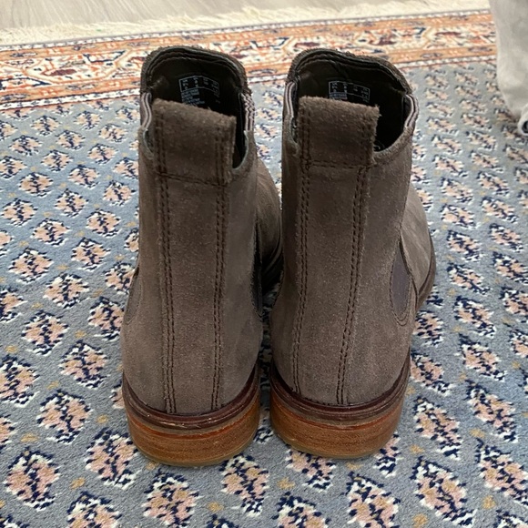 Clark’s Suede Chelsea Ankle Booties - Picture 3 of 7